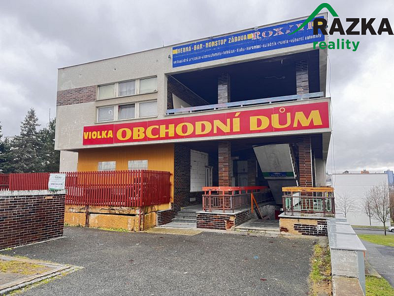 Pronájem komerčního objektu (jiného typu) 291 m²