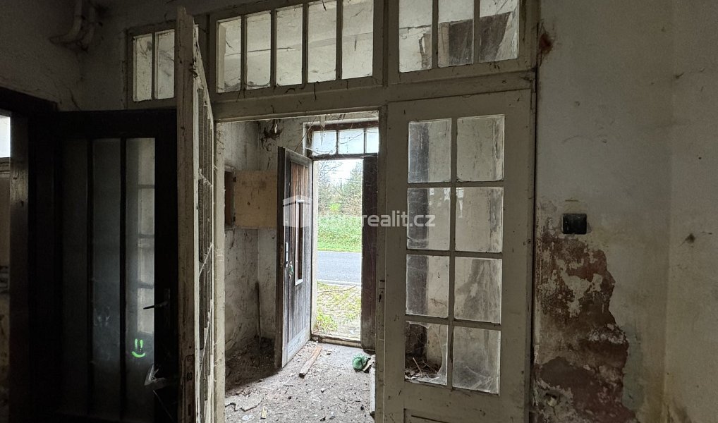 Prodej domu 349 m² s pozemkem 796 m², Cvikov – náhled fotky 2