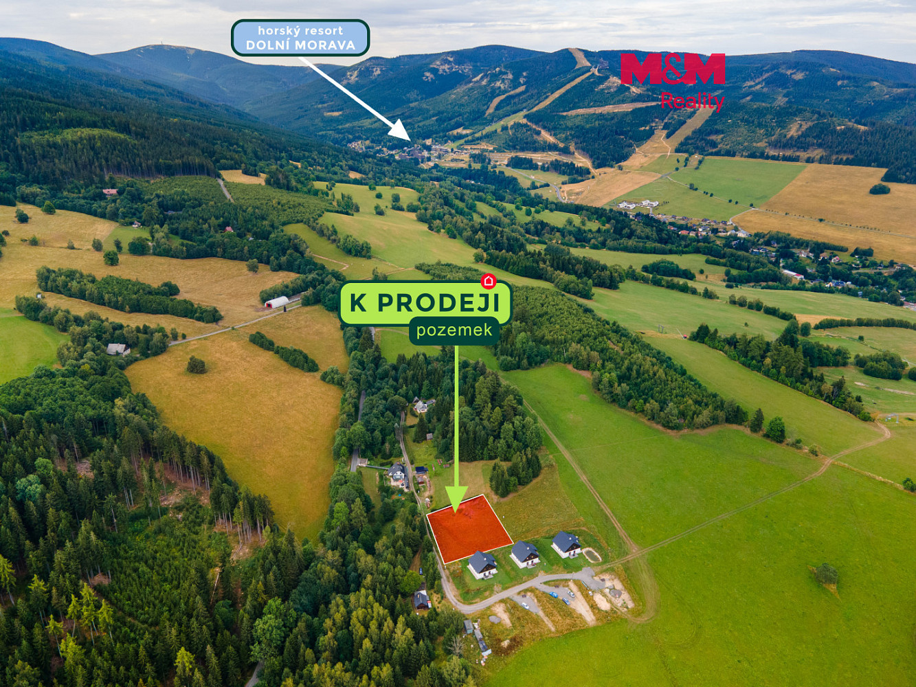 Prodej stavebního pozemku 1 905 m²