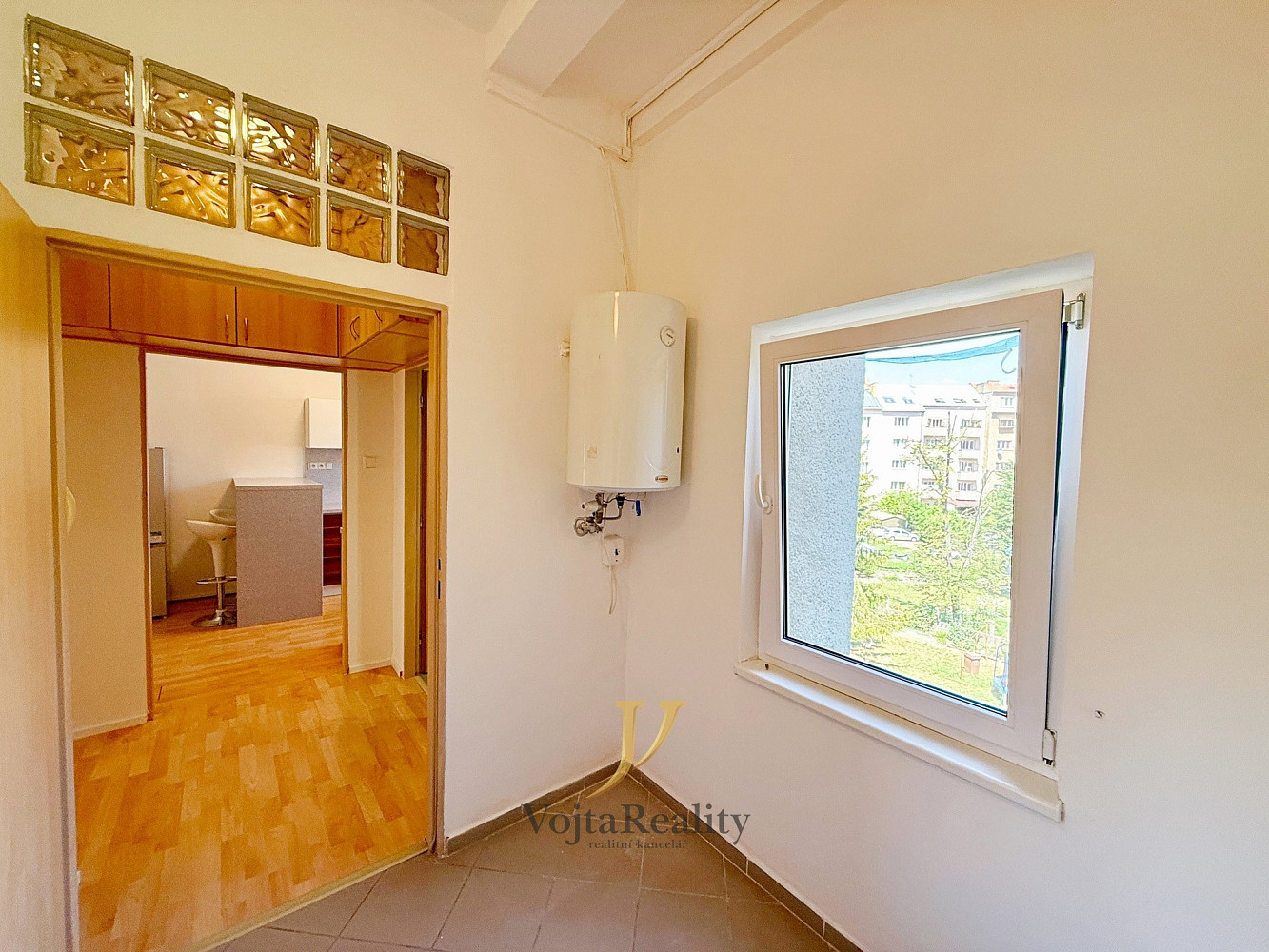Pronájem bytu 1+1 46 m² - Widok 6