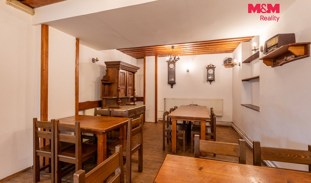Prodej ubytovacího objektu 750 m², Úštěk – náhled fotky 5