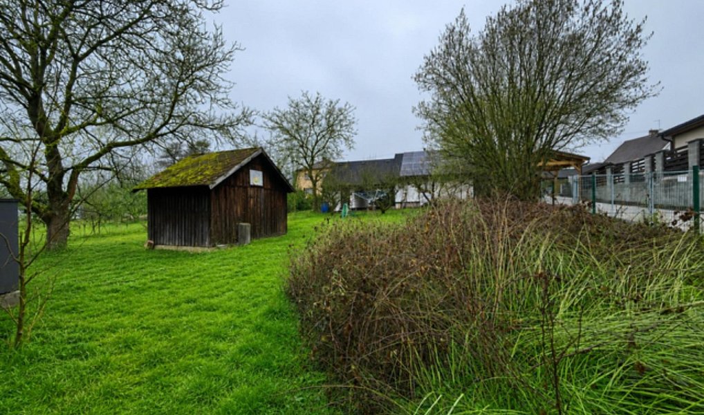 Prodej domu 145 m² s pozemkem 1 194 m², Strašice – náhled fotky 23