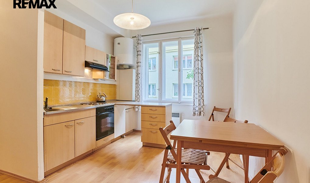 Prodej domu 210 m² s pozemkem 385 m², Praha – náhled fotky 9