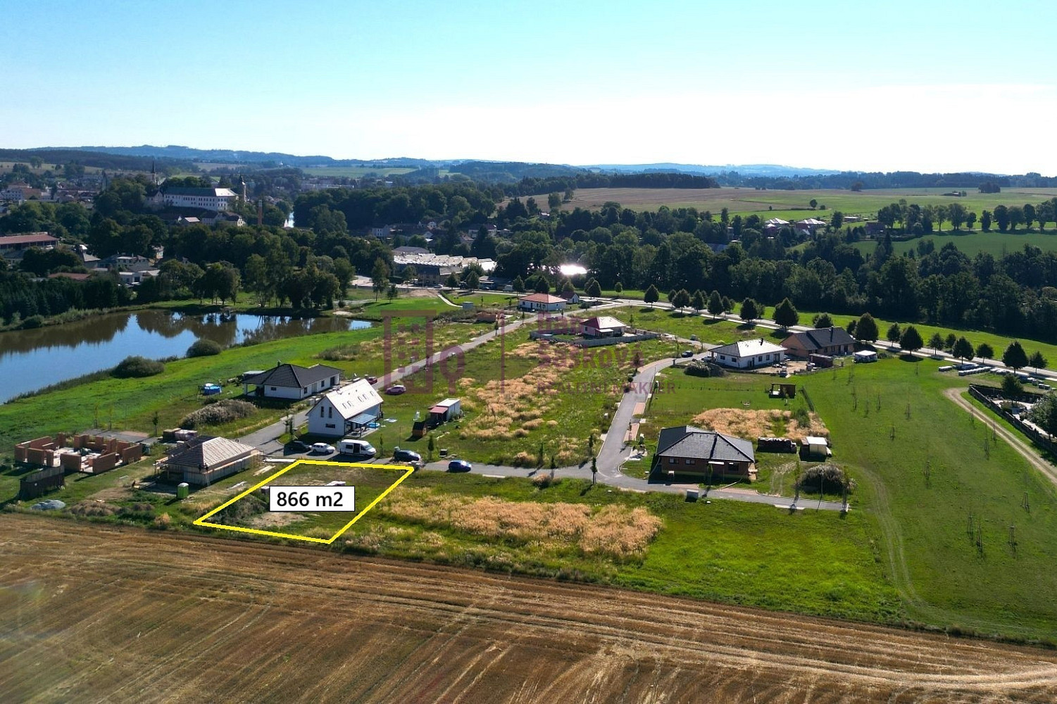 Prodej stavebního pozemku 866 m² – fotografie 4