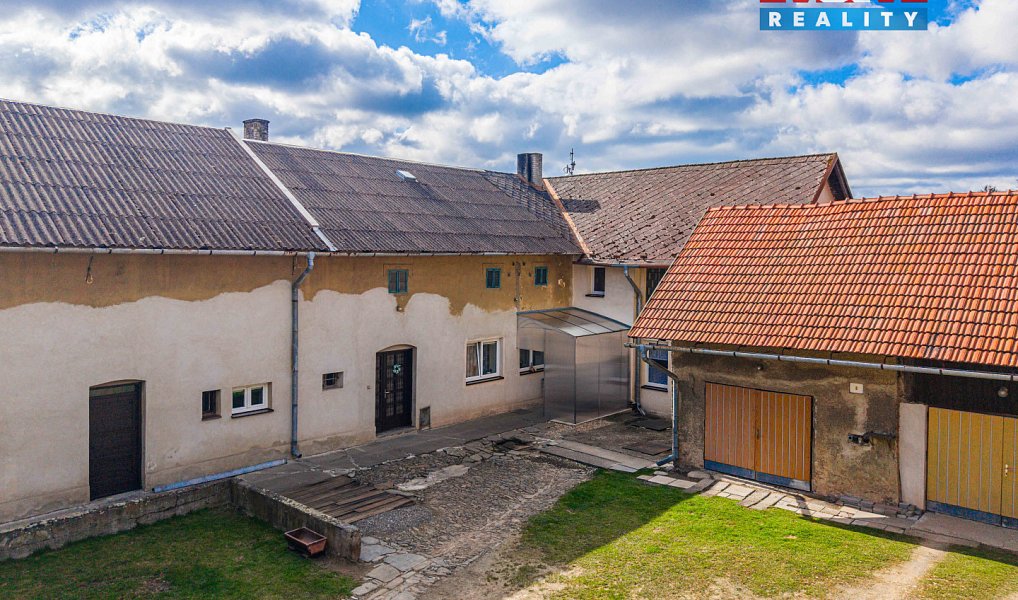Prodej domu 600 m² s pozemkem 3 693 m², Fulnek – náhled fotky 4