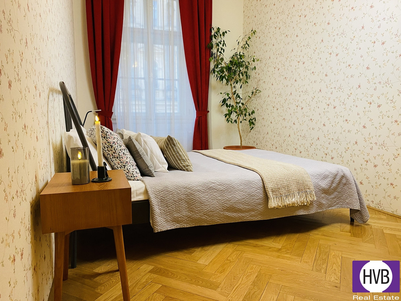 Pronájem bytu 2+kk 53 m² — photo 3