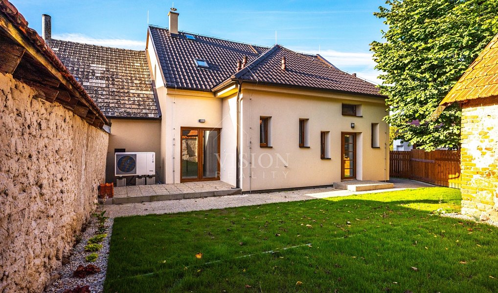Prodej domu 230 m² s pozemkem 279 m², Slapy – náhled fotky 6