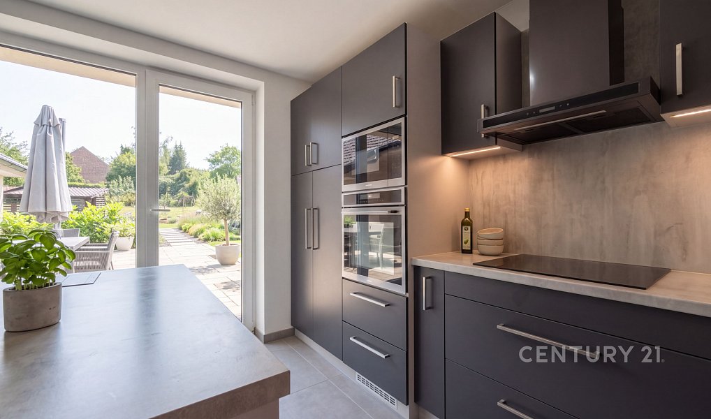 Prodej domu 284 m² s pozemkem 1 154 m², Roštín – náhled fotky 14