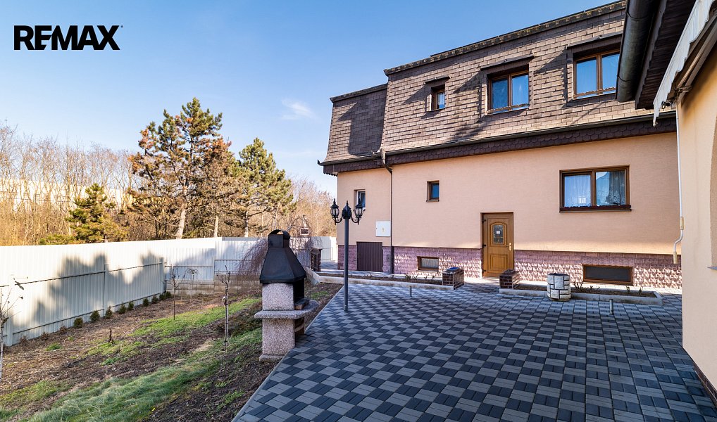 Prodej ubytovacího objektu 597 m², Zdiby – náhled fotky 4