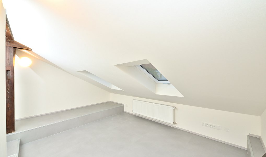 Pronájem bytu 1+kk, 29 m², Nusle - Praha 2, Praha