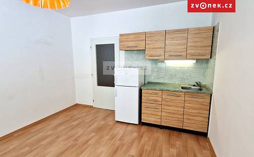 Pronájem bytu 1+kk 30 m², Leoše Janáčka, Luhačovice, okres Zlín