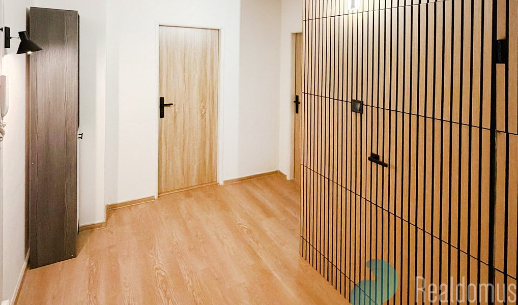 Pronájem bytu 2+kk 40 m², Benešov – náhled fotky 2