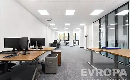 Pronájem kanceláře 272 m², třída Míru, Pardubice - Zelené Předměstí
