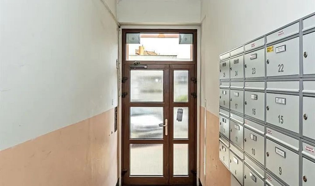Pronájem bytu 2+kk 49 m², Praha – náhled fotky 16