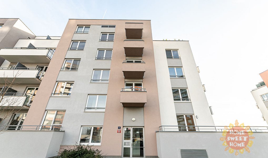 Pronájem bytu 3+kk 82 m², Praha – náhled fotky 14