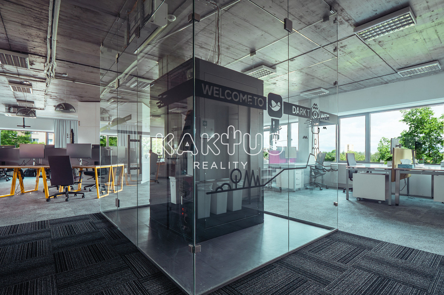Prodej kanceláře 246 m² — photo 2