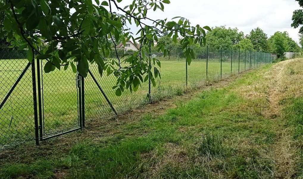 Prodej komerčního pozemku 1 200 m², Uničov – náhled fotky 4