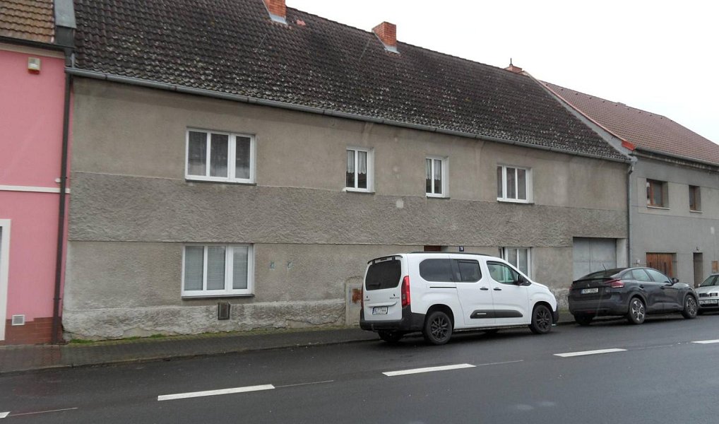 Prodej domu 150 m² s pozemkem 422 m², Hoštka – náhled fotky 2