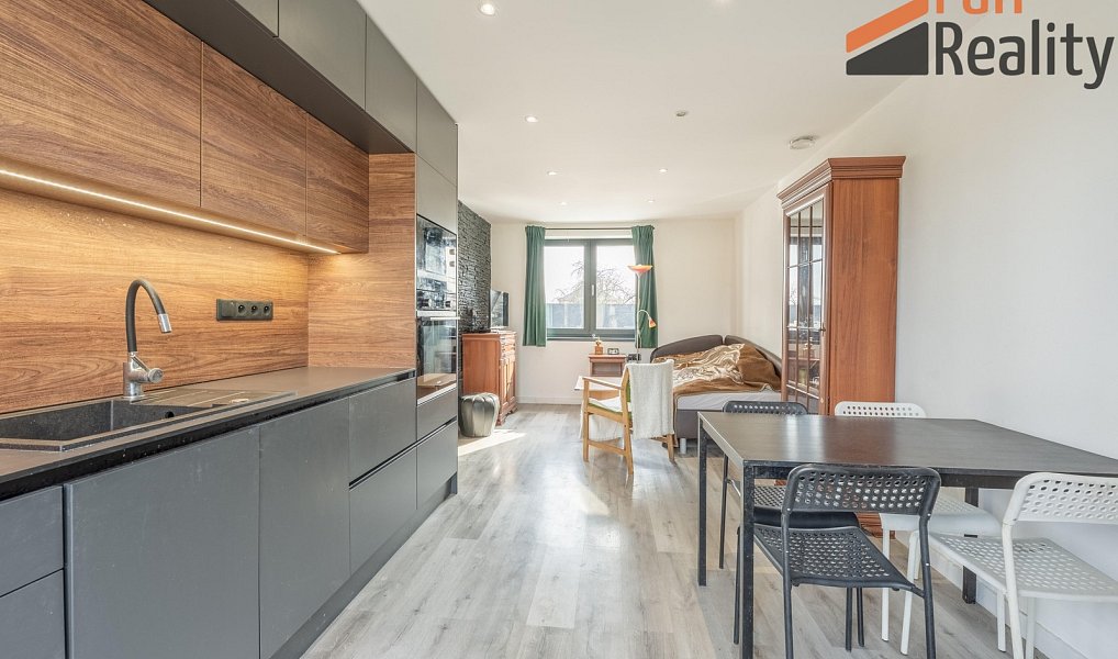 Prodej domu 210 m² s pozemkem 3 132 m², Štěchovice – náhled fotky 36
