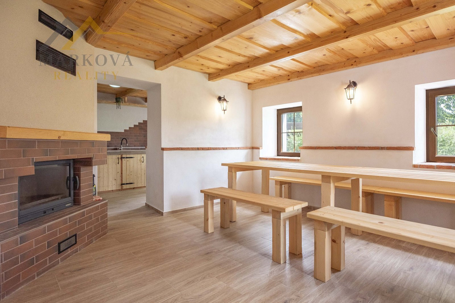 Prodej domu 194 m² s pozemkem 1 228 m² — photo 2