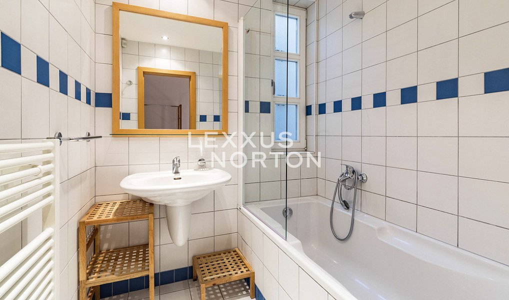 Pronájem bytu atypického 90 m², Praha – náhled fotky 4