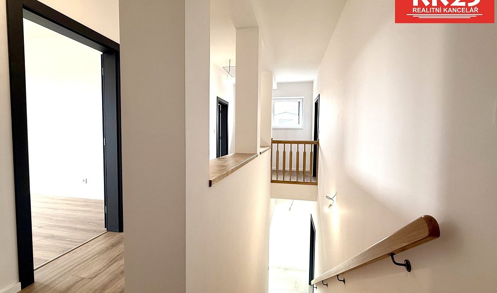 Prodej domu 200 m² s pozemkem 510 m², Velká Hleďsebe – náhled fotky 29