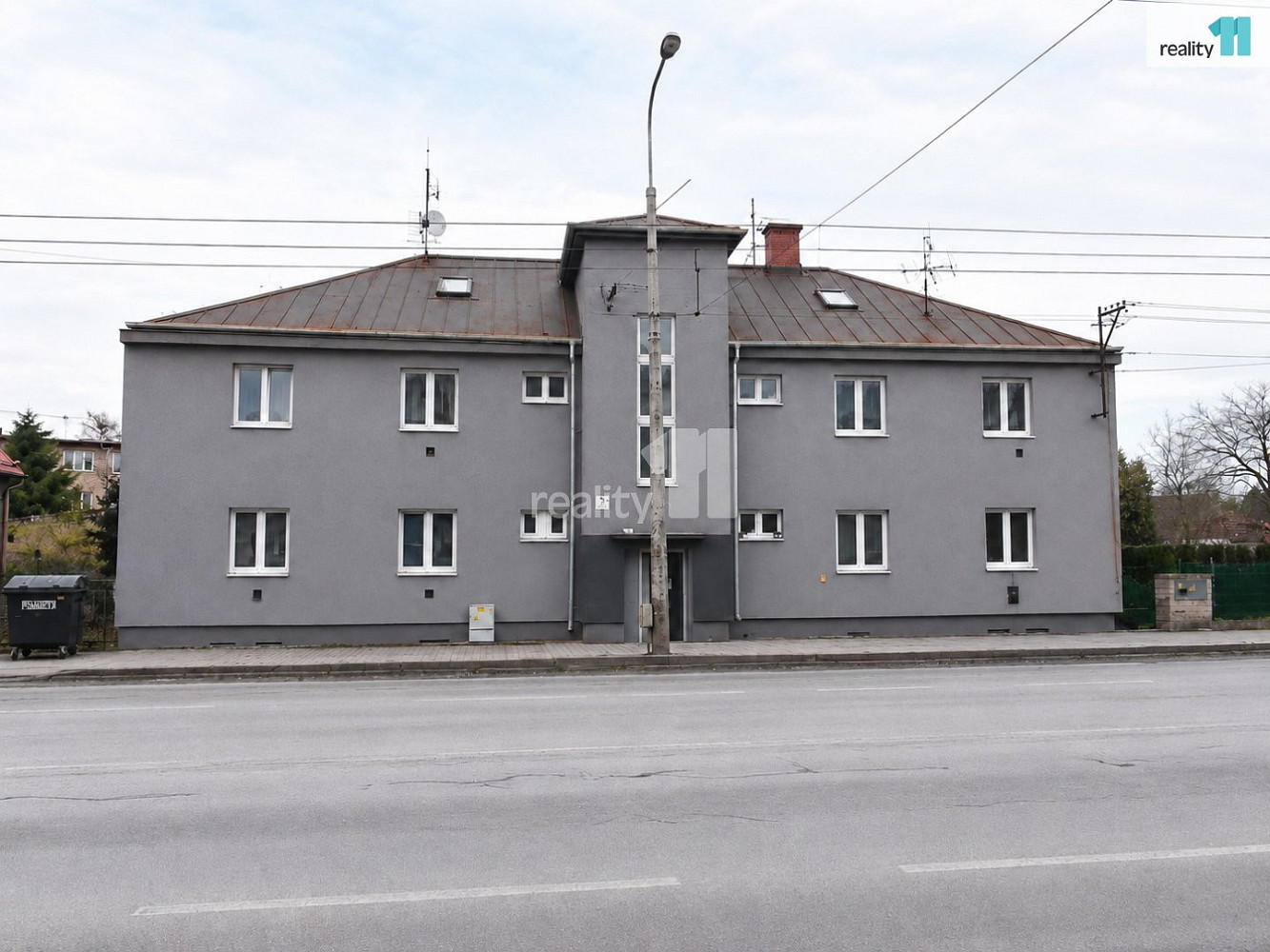 Prodej nájemního domu, činžáku 600 m² – fotografie 2
