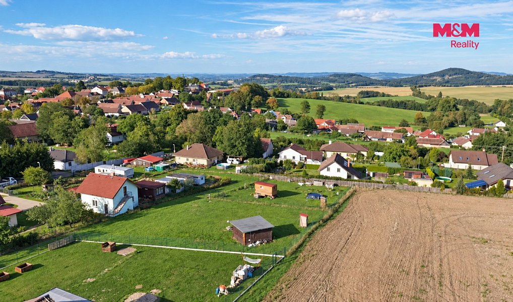 Pronájem zahrady 800 m², Pravonín – náhled fotky 3