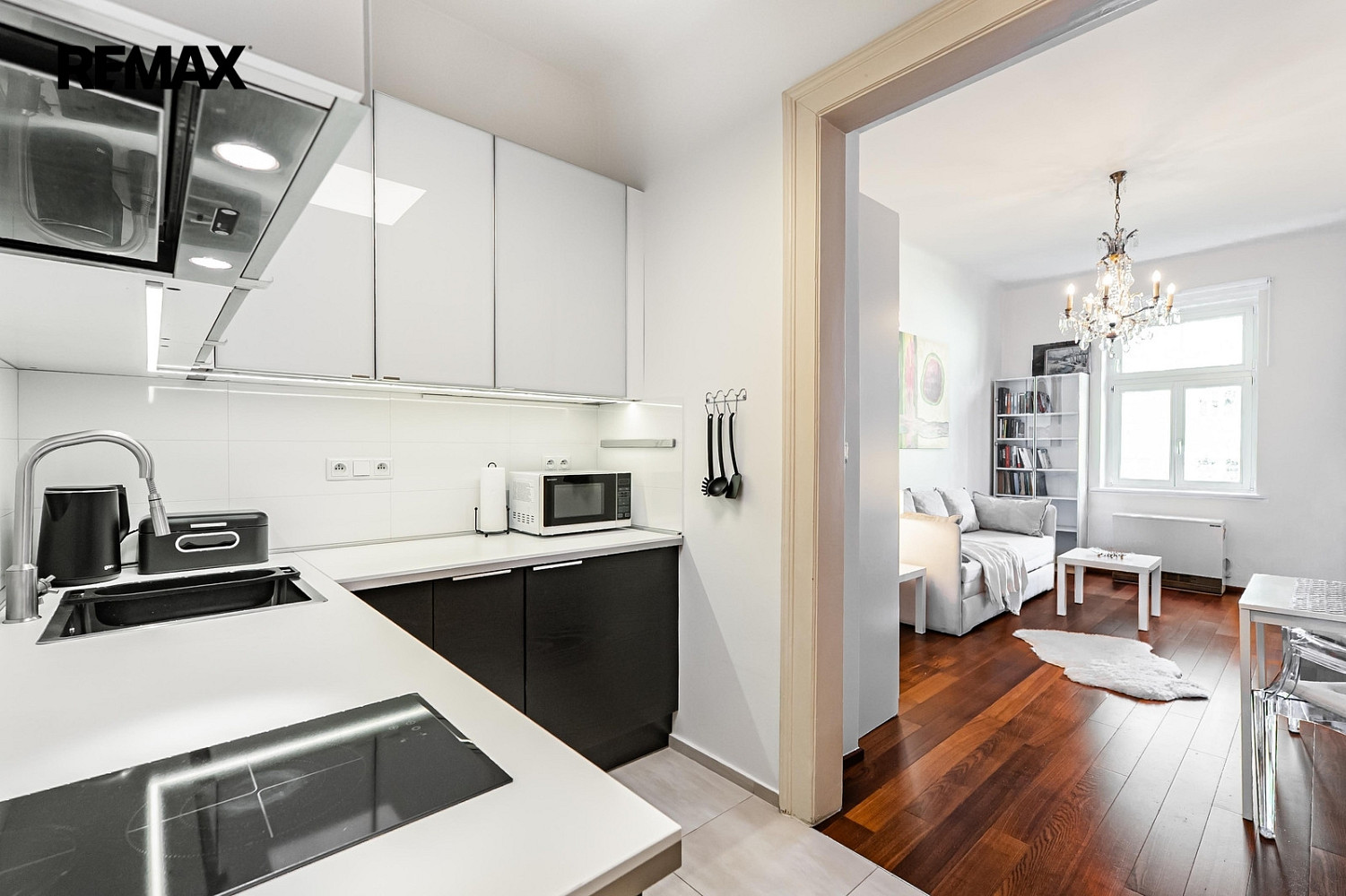Pronájem bytu 1+kk 28 m²