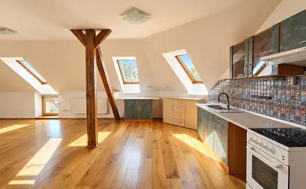 Pronájem bytu 2+kk 80 m², Hlavní, Třebotov, okres Praha-západ