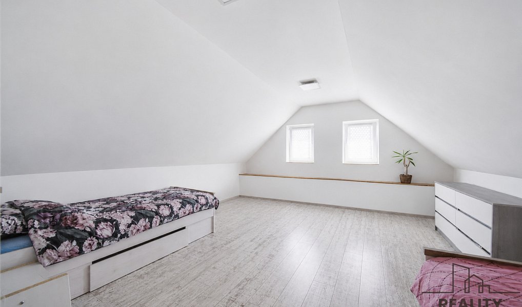 Prodej domu 170 m² s pozemkem 378 m², Smiřice – náhled fotky 11