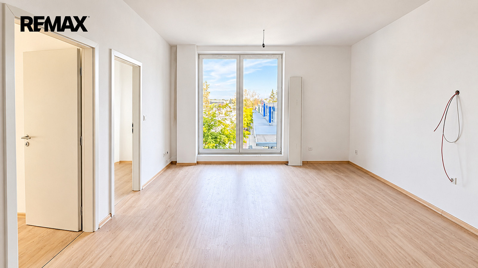 Prodej komerčního objektu (jiného typu) 76 m² – fotografie 2