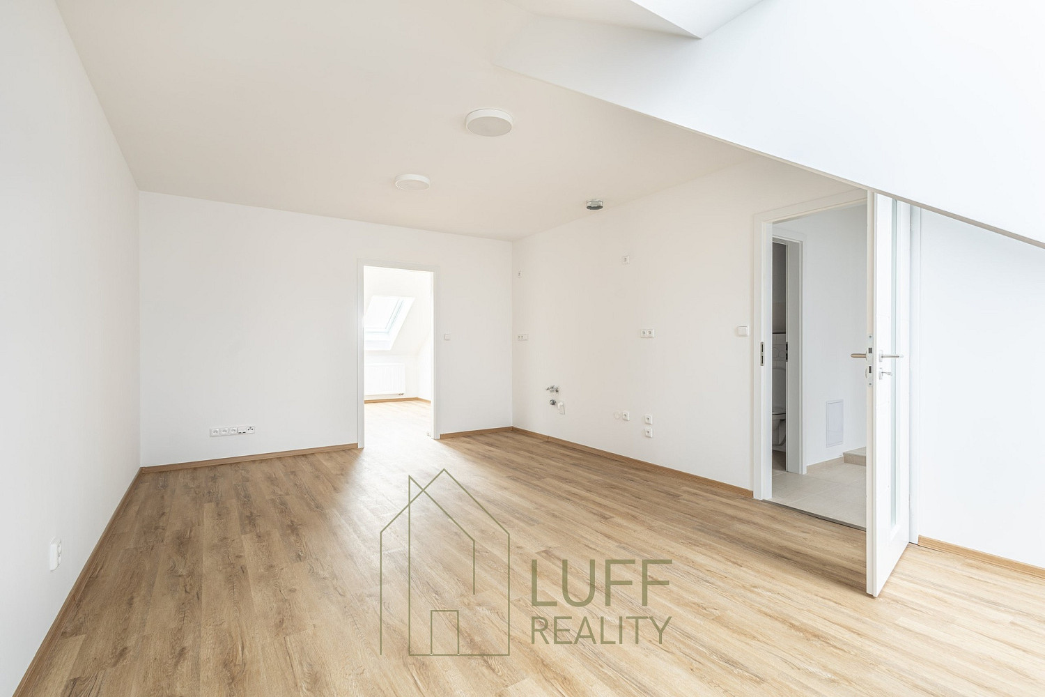 Prodej bytu 2+kk 56 m² – fotografie 5
