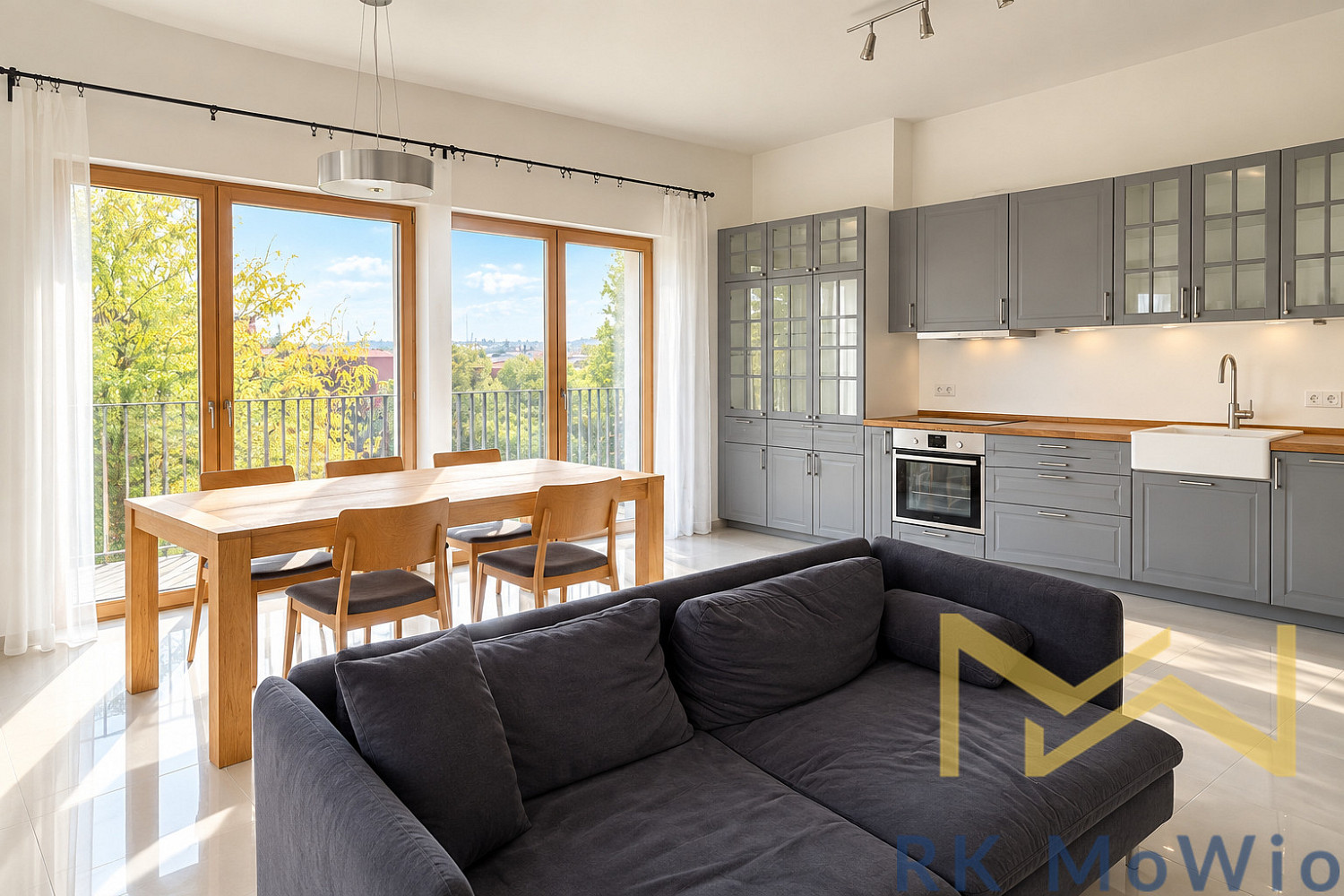 Pronájem bytu 3+kk 80 m² – fotografie 2