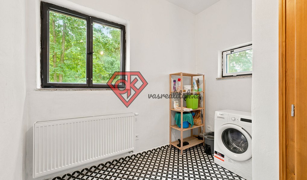 Prodej ubytovacího objektu 448 m², Králíky – náhled fotky 13