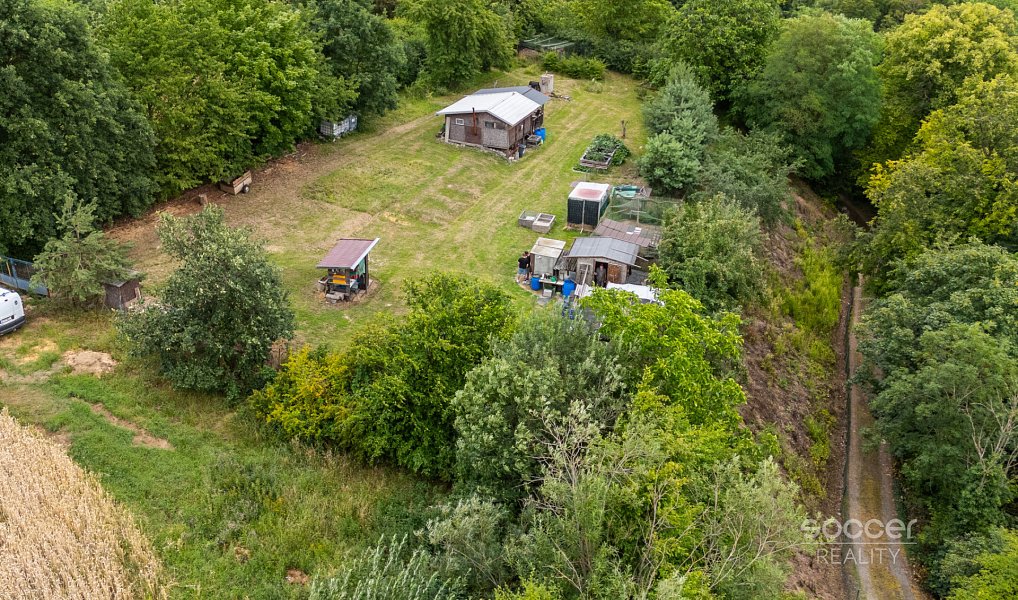 Prodej stavebního pozemku 3 286 m², Mšeno – náhled fotky 2