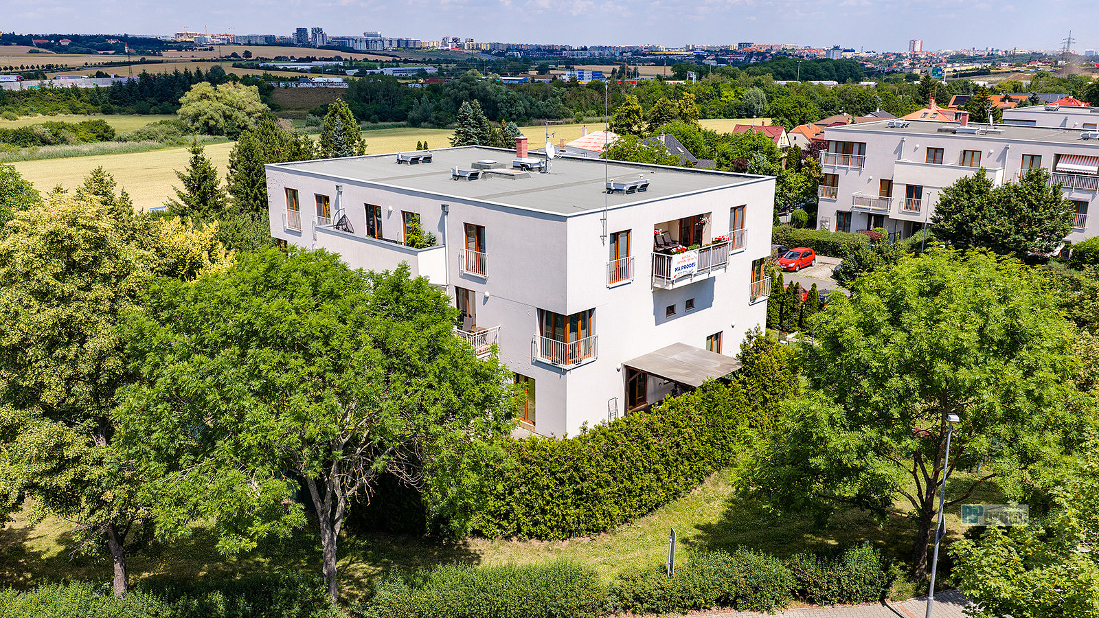 Prodej bytu 2+kk 62 m² — photo 2