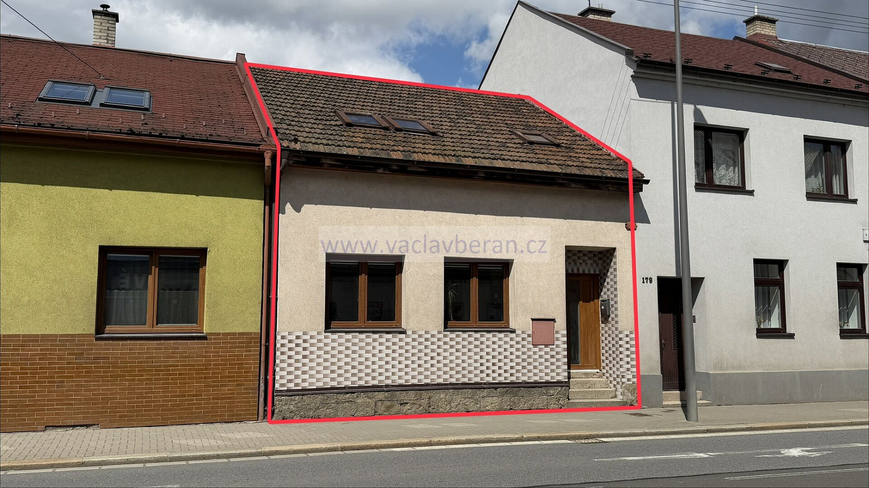 Prodej domu 146 m² s pozemkem 200 m²