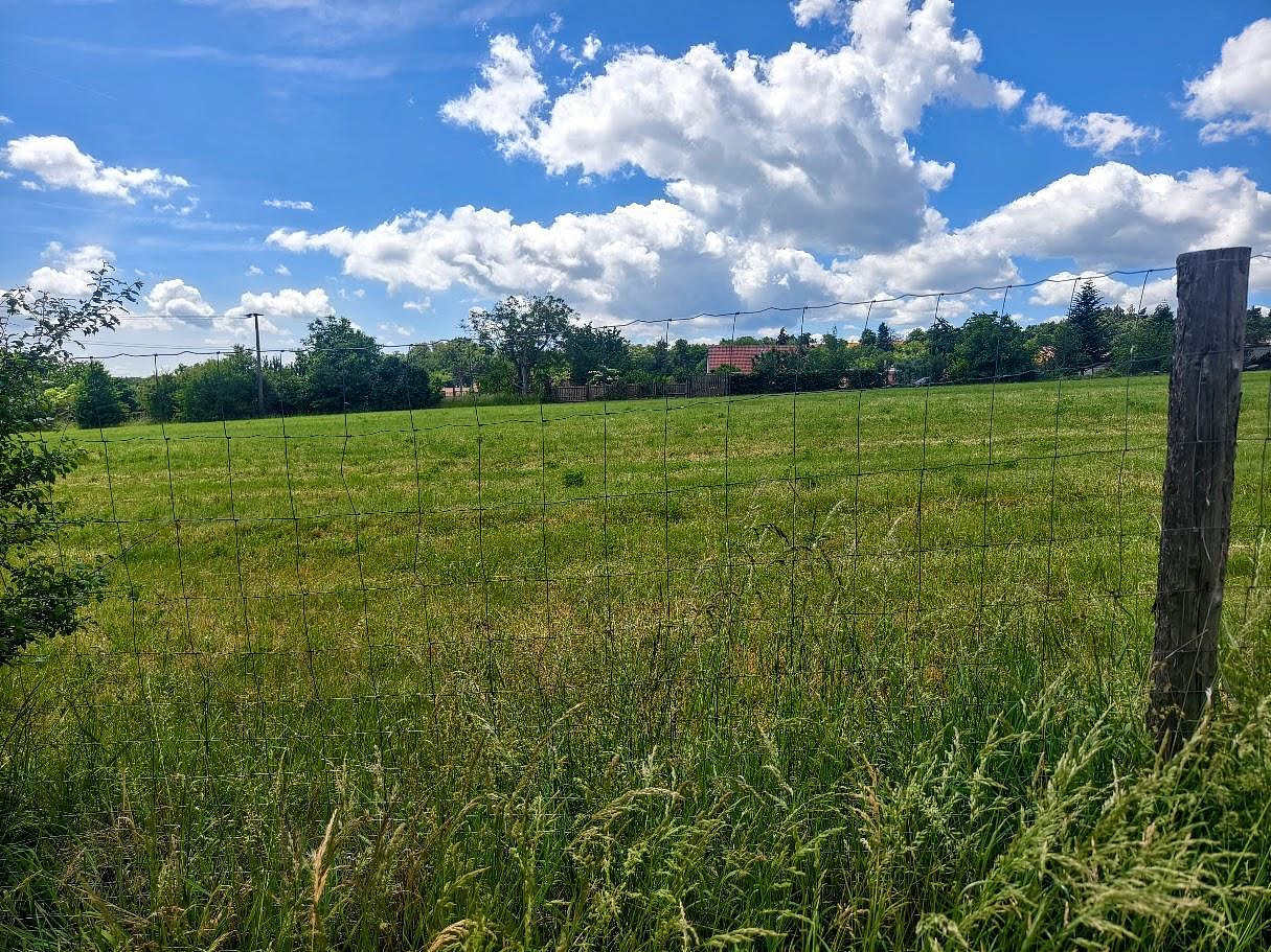 Prodej stavebního pozemku 867 m² – fotografie 5