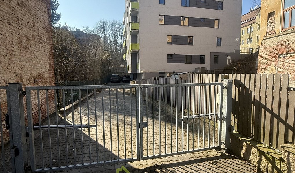 Prodej garážového stání 13 m2 v obci Jablonec nad Nisou, Jablonec nad Nisou – náhled fotky 6
