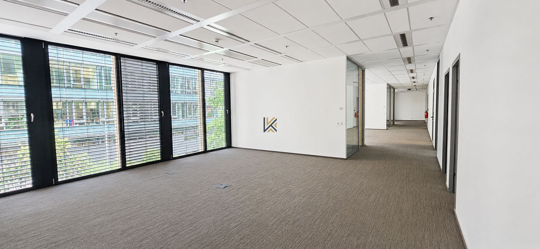 Pronájem komerčního objektu (jiného typu) 1 070 m² – fotografie 4