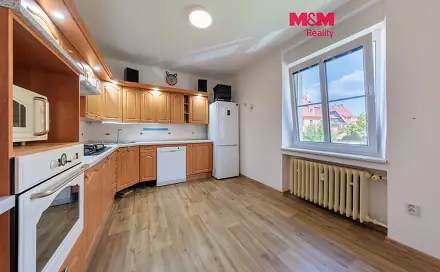 Prodej bytu 3+1 74 m², Jiráskova, Karlovy Vary