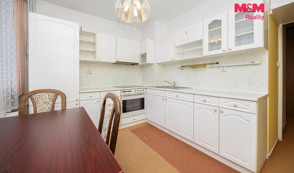 Prodej bytu 3+1 73 m², Jiráskova, Pardubice – Zelené Předměstí