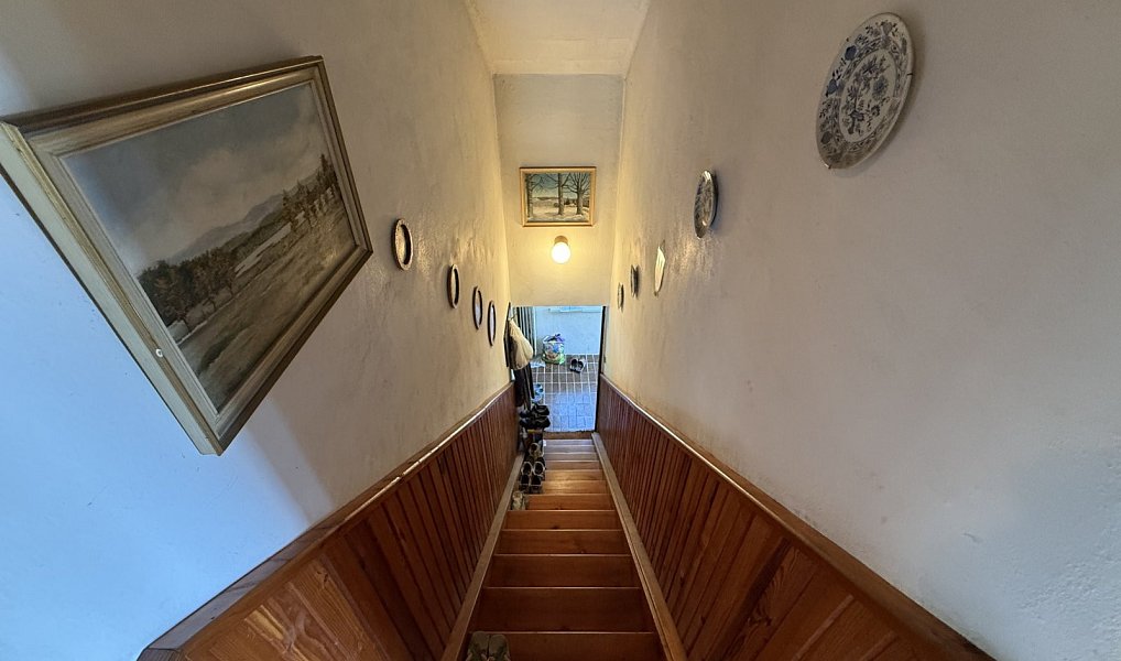 Prodej domu 160 m² s pozemkem 973 m², Nové Hrady – náhled fotky 3