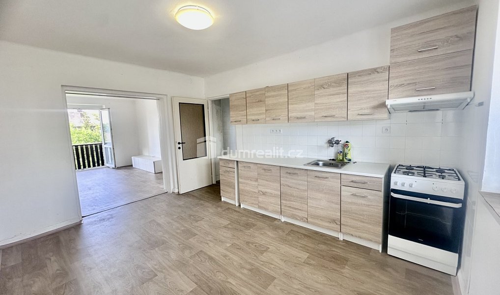 Prodej bytu 2+1 48 m², Kolín – náhled fotky 2