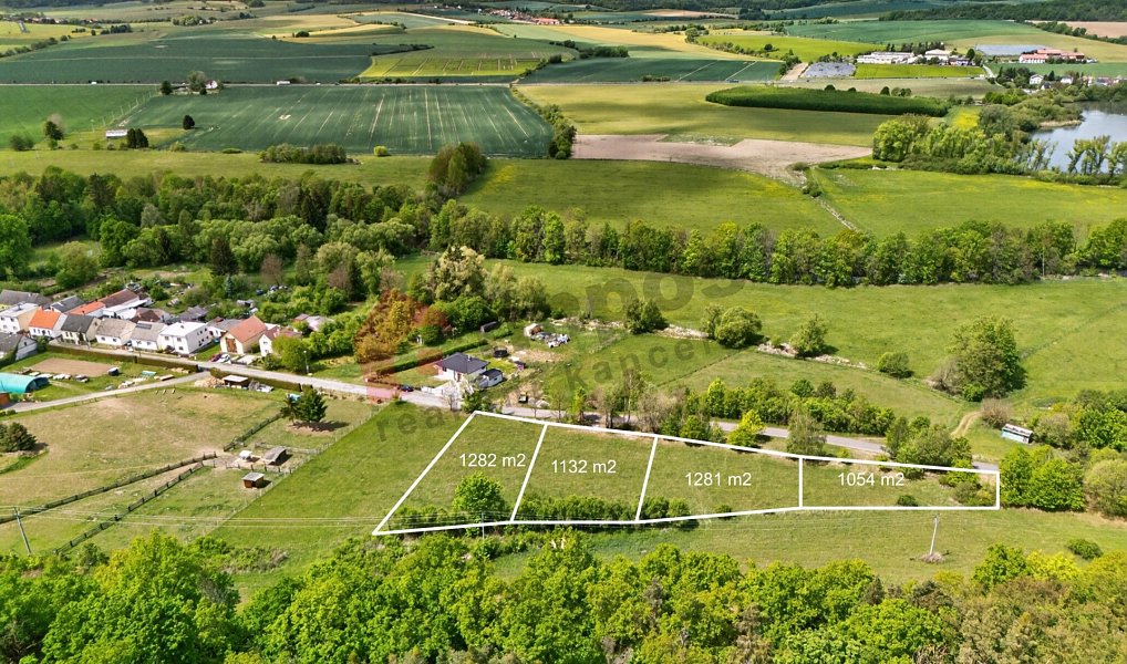 Prodej stavebního pozemku 1 132 m², Nezdice – náhled fotky 2