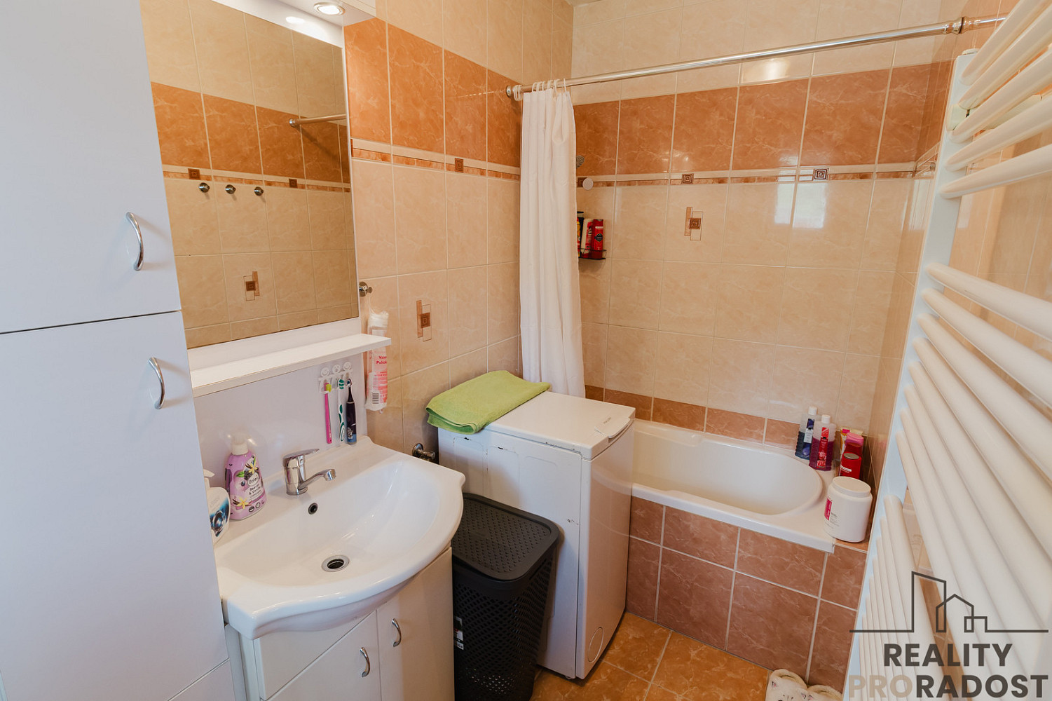 Prodej domu 100 m² s pozemkem 300 m² – fotografie 4