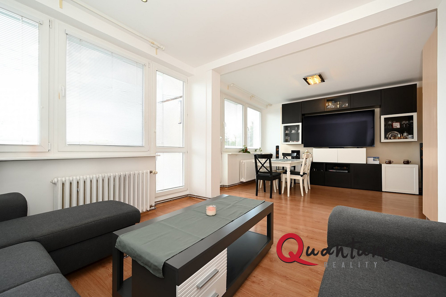 Pronájem bytu 3+kk 72 m² – fotografie 3