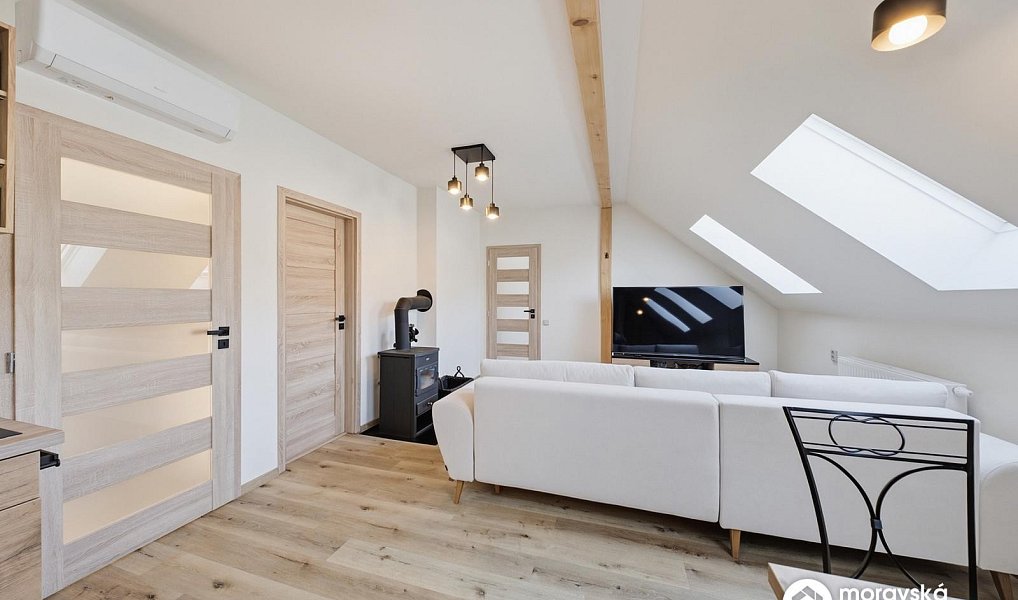 Prodej domu 121 m² s pozemkem 410 m², Dolní Kounice – náhled fotky 5