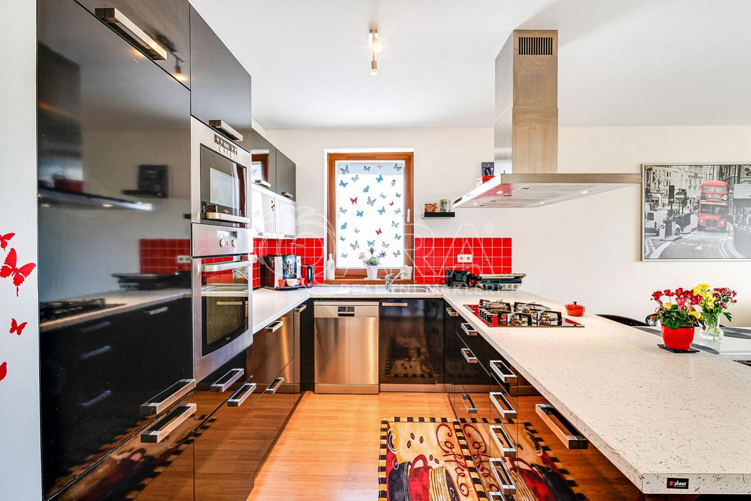 Prodej domu 174 m² s pozemkem 275 m² – fotografie 5